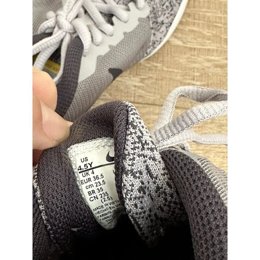 Nike Grey Sneakers